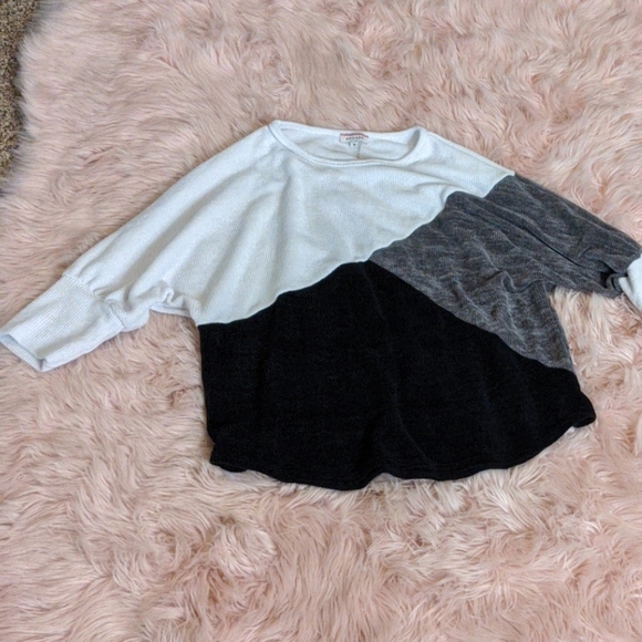 Color block sweater - Picture 1 of 2